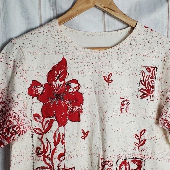 Vintage 90's White and Red Floral Beaded Accent Blouse Size Large - Picture 2 of 8